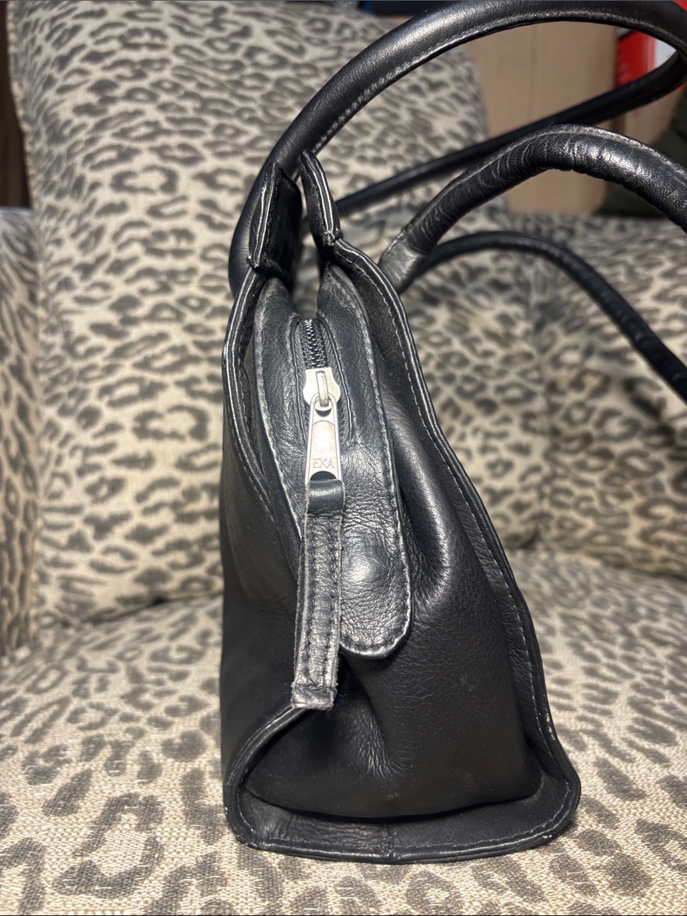 Latico vintage black soft leather striped shoulder bag classic medium purse - Picture 8 of 16